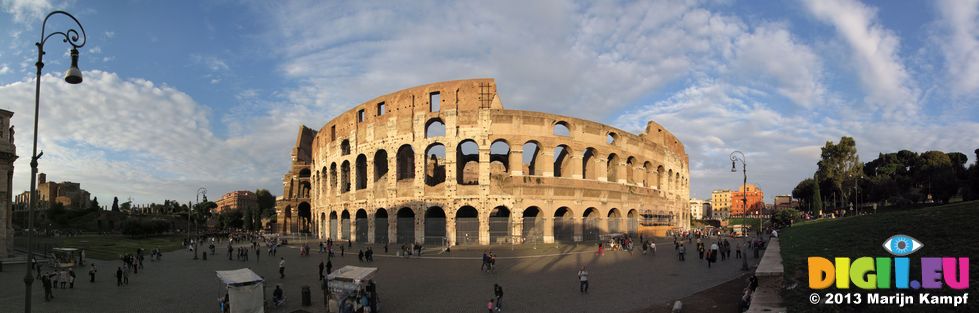 SX30693-99 Colosseum at last light